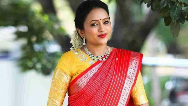 వివాదంలో యాంకర్ సుమ.. రూ.88 కోట్లకు కుచ్చుటోపీ 