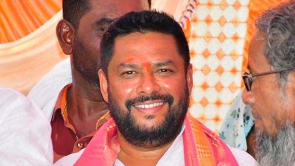 వాల్మీకి స్కామ్ మైస్టర్ మైండ్ మాజీ మంత్రి, కేటీఆర్ చేతికి అస్త్రం, పక్క రాష్ట్రంలో !