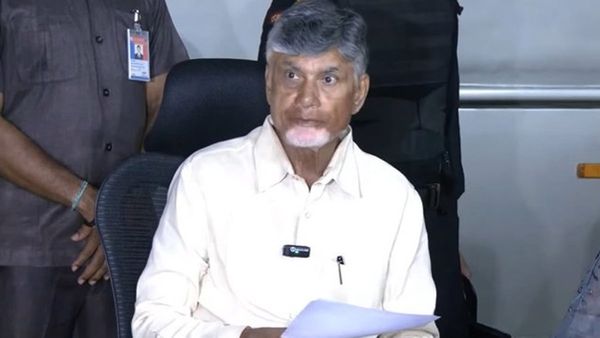 వరద పరిస్థితులపై సీఎం చంద్రబాబు సమీక్ష.. మంత్రులకు బాధ్యతలు, టాప్ ప్రయారిటీ అదే!