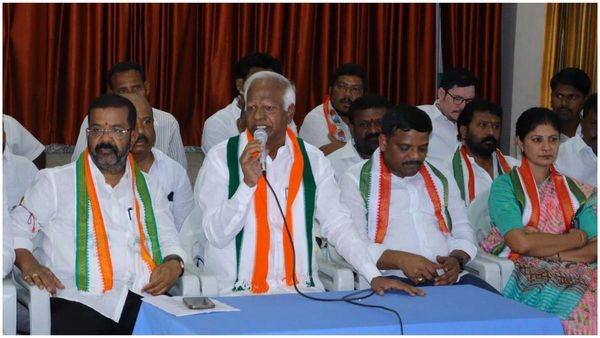 ఉప ఎన్నికలు ఖాయమా - ఏం జరుగుతోంది..!!