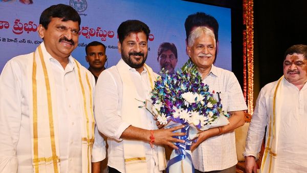 కొందరు జర్నలిస్టులు హద్దులు దాటుతున్నారు: సీఎం రేవంత్ కీలక వ్యాఖ్యలు