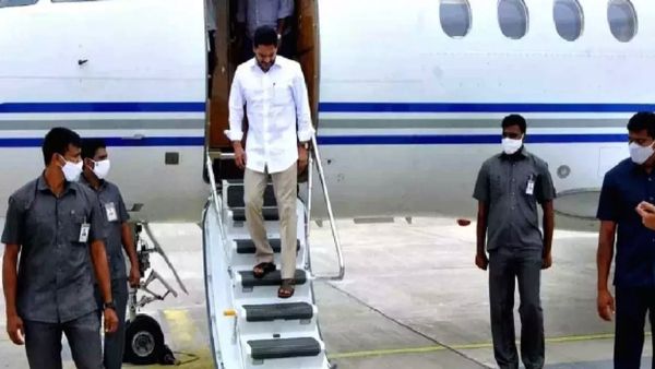బెంగళూరులో వైఎస్ జగన్, వైసీపీ లీడర్స్ కే క్లారిటీ లేదు, టీడీపీ చేతికి మరో అస్త్రం 