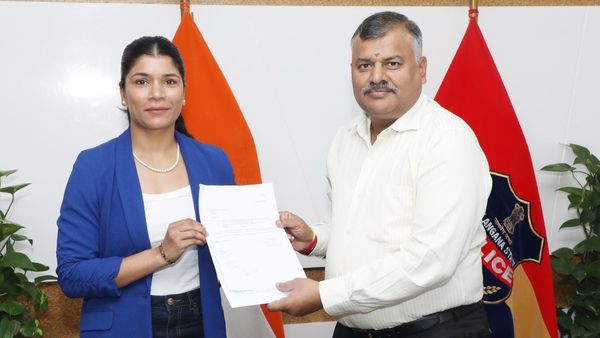 డీఎస్పీగా మహిళా బాక్సర్ నిఖత్ జరీన్