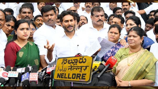 జగన్ దిద్దుబాటు - వారికే నియోజకవర్గాల బాధ్యతలు..!!