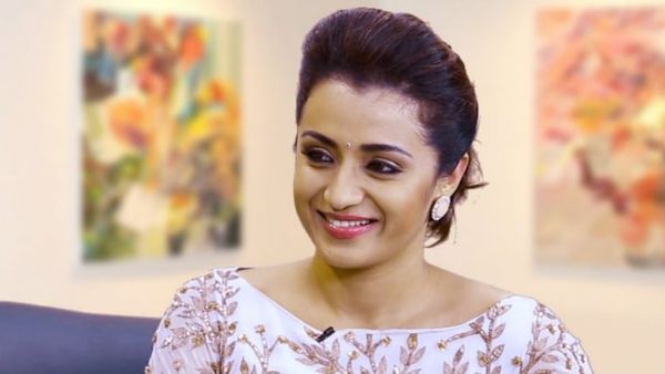 త్రిషకు ఆ హీరో అంటే ఎందుకంత  పిచ్చి..?