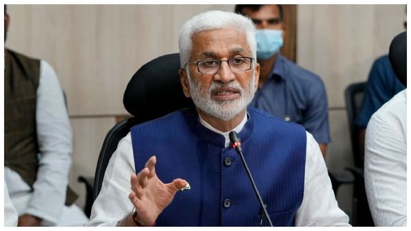 అమరావతి భద్రమేనా ? 32 మంది చావుకు కారణమెవరు ? విజయసాయిరెడ్డి ప్రశ్నలు..!