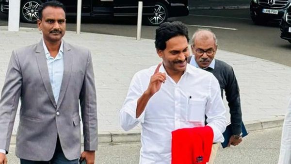 YS Jagan Passport: వైఎస్ జగన్ కు పాస్ పోర్టు కష్టాలు-లండన్ టూర్ వాయిదా ?