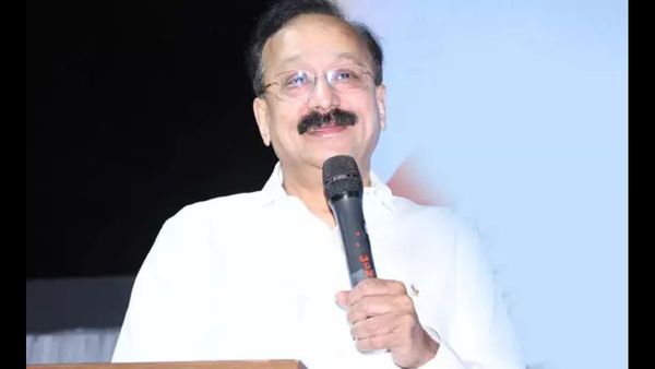 ఎన్సీపీ నేత, మాజీ మంత్రి బాబా సిద్ధిక్ దారుణ హత్య