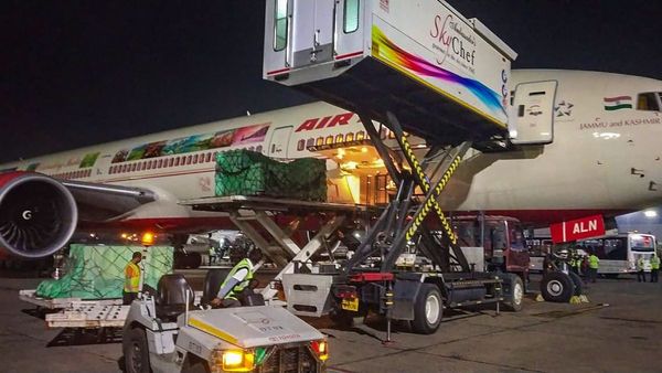 విమానాలకు బాంబు బెదిరింపులు ఆ దేశాల నుంచే- తేల్చేసిన నిఘా వర్గాలు..!!