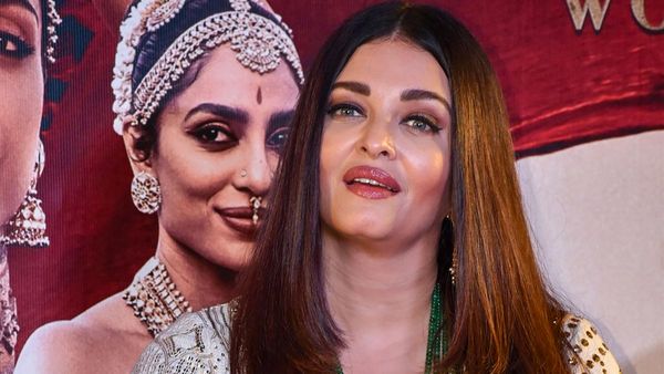 ఒక్క మెసెజ్‌తో రూమ‌ర్స్‌కు చెక్ పెట్టేసిన బాలీవుడ్ న‌టి ఐశ్వ‌ర్య‌రాయ్‌..