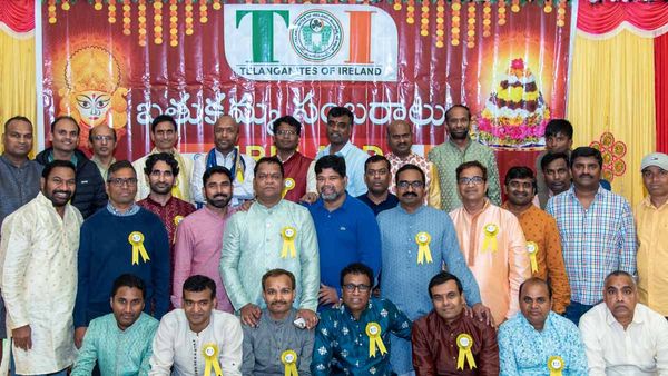 NRI News: ఐర్లాండ్ లో ఘనంగా బతుకమ్మ వేడుకలు..