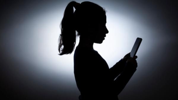 ఈవెంట్ మేనేజ్ మెంట్, రిసార్టుల్లో జరిగేది వేరే, కిలాడీ పారిజాతం