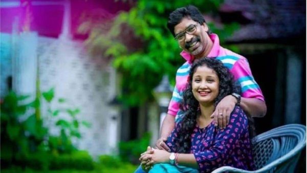 సీఎంను ముంచిన తేల్చిన కుటుంబ సభ్యులే..!