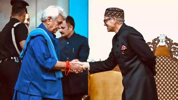 జమ్మూ కాశ్మీర్‌కు రాష్ట్ర హోదా- కేంద్రం కోర్టులో బంతి