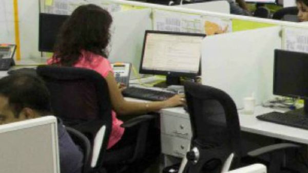 Hyderabad: మాదాపూర్ లో బోర్డు తిప్పేసిన సాఫ్ట్ వేర్ కంపెనీ..!