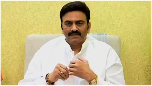RRR: సుప్రీం కోర్టు ఆదేశాలతో సీఐడీ మాజీ ఏఎస్పీ ప్రత్యక్షం