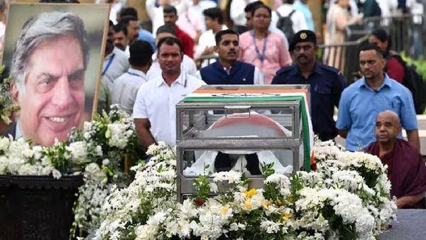 రతన్ టాటా అంత్యక్రియలు పూర్తి: పార్సీ అయినప్పటికీ..