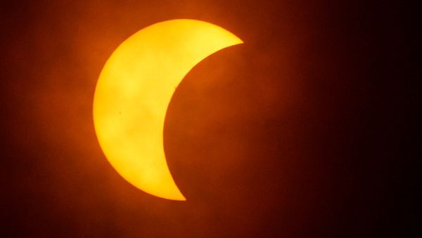 6వేల సంవత్సరాల తర్వాత అరుదైన సూర్యగ్రహణం.. రింగ్ ఆఫ్ ఫైర్.. జాగ్రత్త!