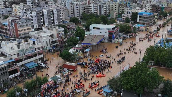 విజయవాడకు మరో వరద హెచ్చరిక..! ఈ ప్రాంతాల్లో అలర్ట్ జారీ..