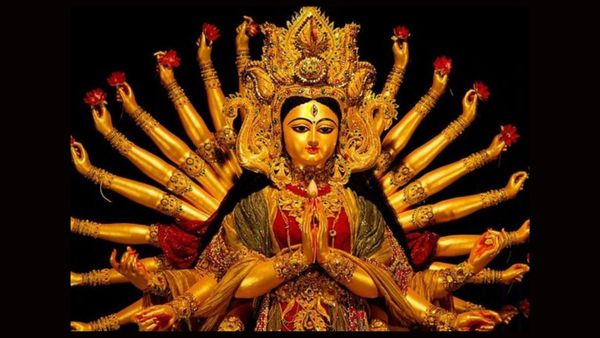 నవరాత్రులలో అరుదైన కాలయోగం.. వీరి జీవితం నిత్యకళ్యాణం పచ్చ తోరణం!