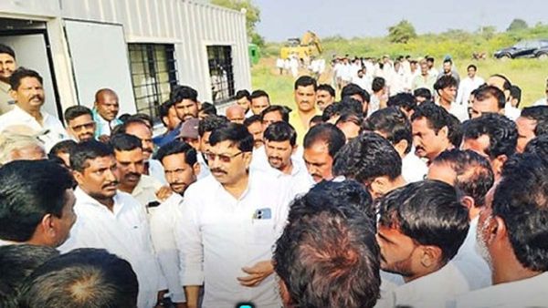 ఆదానీ క్యాంపుపై 