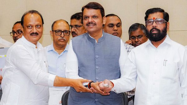 `మహా` రసవత్తరం: డిసెంబర్ 2 లేదా 5 ముహూర్తం?