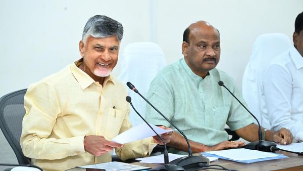 వైసీపీలా కాకుండా ఉండాలంటే.. ఏం చేయాలో ఎమ్మెల్యేలకు చెప్పిన చంద్రబాబు...!