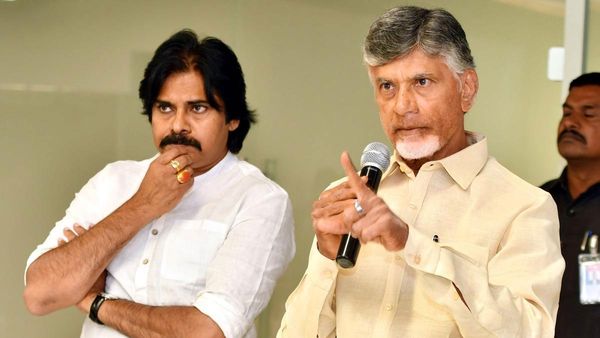 ఎమ్మెల్సీ ఎన్నికల ముందు చంద్రబాబు సర్కార్‌కు బిగ్ షాక్