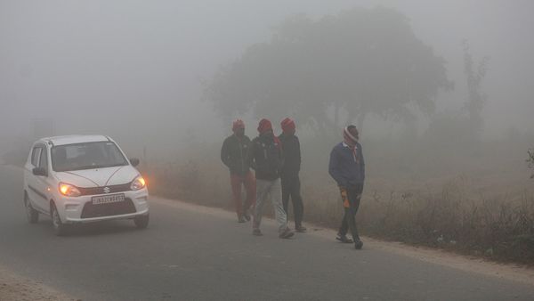 Weather Update: వణికిస్తున్న చలి.. కనిష్ఠ ఉష్ణోగ్రతలు నమోదు..