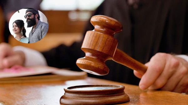 కోర్టు మెట్లు ఎక్కిన మరో స్టార్ హీరో, హీరోయిన్ జంట
