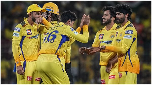 IPL Auction 2025 Live: చెన్నైకి బిగ్ షాక్-ఆ ఇద్దరు విధేయులు అవుట్..! సంచలనాలివే..