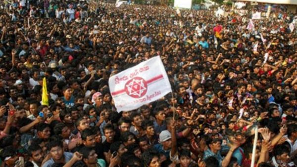 ఆ మెగా హీరోను పట్టించుకోని జనసేన..ఒక్క దెబ్బకు లెక్కలు మారిపోయాయిగా..!