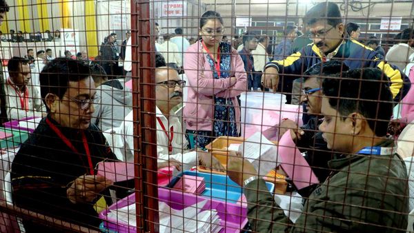 ఇది ప్రజలు ఇచ్చిన తీర్పు కాదు- బాంబు పేల్చిన కీలక నేత