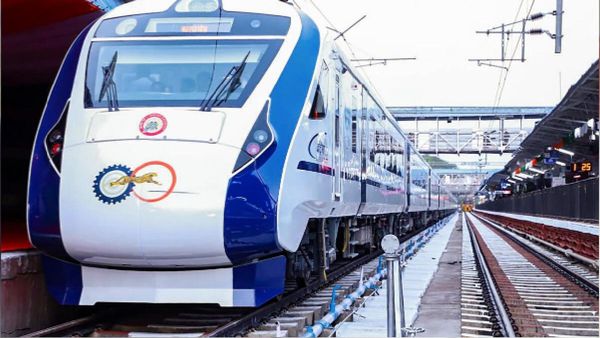 ఏపీకి మరో వందేభారత్ - రూట్, షెడ్యూల్..!!