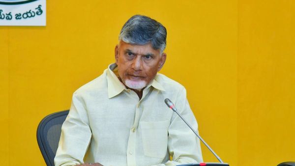 రూటు మార్చిన చంద్రబాబు - కీలక నిర్ణయం..!!