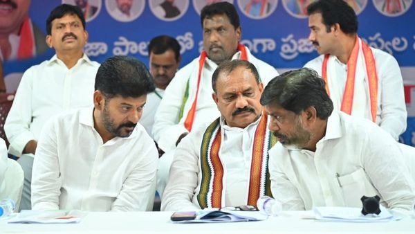 రేవంత్ రెడ్డికి షాక్.. త్వరలో తెలంగాణాకు కొత్త సీఎం?