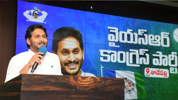 `జమిలి`కి కౌంట్‌డౌన్: ప్రతి బుధ, గురు అక్కడే బస: జగన్..!!