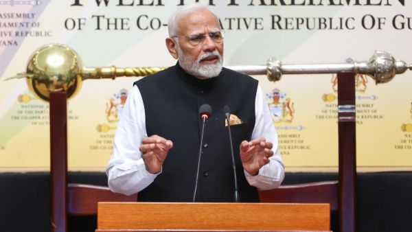 PM Modi:మాకు తెలిసింది మానవత్వం..ప్రజాస్వామ్యం మా డీఎన్ఏ..!!