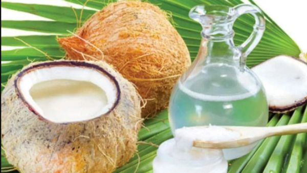 కొబ్బరి నీళ్లలో కొద్దిగా ఉప్పు కలిపి తాగితే శరీరానికి ఏమవుతుందో తెలుసా?