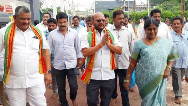 టీడీపీ Vs జనసేన - వారి వల్లే, వర్మ ఫైర్..!!