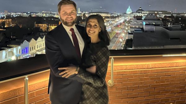 US elections: అమెరికా ఎన్నికల్లో చక్రం తిప్పిన ఆంధ్రా అల్లుడు.. మొదటి ఇండియన్ సెకండ్ లేడీ మన తెలుగమ్మాయే..