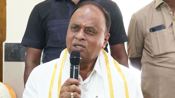 మళ్లీ అలిగిన వేమిరెడ్డి- గతంలో జగన్ ను ముంచేసిన చరిత్ర..!