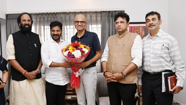 రేవంత్ రెడ్డికి గుడ్ న్యూస్ చెప్పిన స‌త్య నాదెళ్ల‌