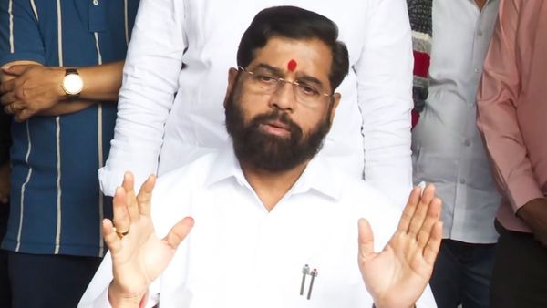 సీఎం కుర్చీ చేజారినట్టే- బిగ్ షాక్: ఆసుపత్రిలో షిండే అడ్మిట్