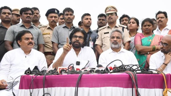 `కాకినాడ పోర్ట్‌`లో అనూహ్యం: వైసీపీ `అనుకూల` అధికారులకు మంగళం: ఆ ముగ్గురూ అవుట్?