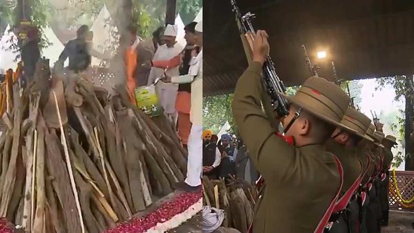 నింగికెగిసిన మన్మోహనుడు: అధికార లాంఛనాలతో అంత్యక్రియలు