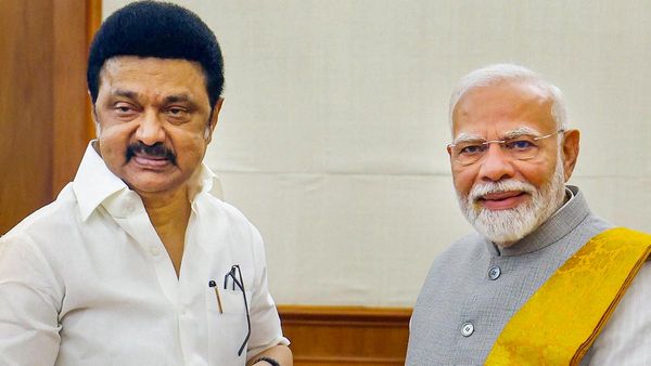 తమిళనాడుకు రూ.945 కోట్ల కేంద్రం సాయం: ఏపీకి?