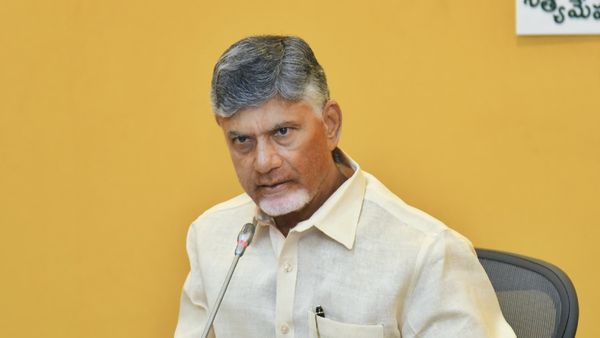 చంద్రబాబుకు పరీక్షగా మారిన సొంత ఎమ్మెల్యే...!!