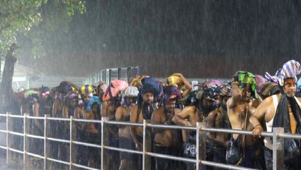 శబరిమలలో భారీవర్షాలు.. ఆ ప్రదేశాలలో నిషేధం.. అయ్యప్ప భక్తులకు కీలక అలెర్ట్!