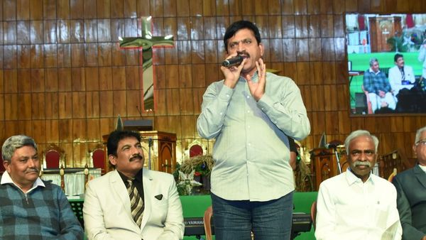 Pongulati: రాష్ట్రంలో రియల్ ఎస్టేట్ పడిపోలేదు..!